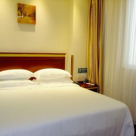 Greentree Inn Henan Kaifeng Gulou Square Express Hotel מראה חיצוני תמונה