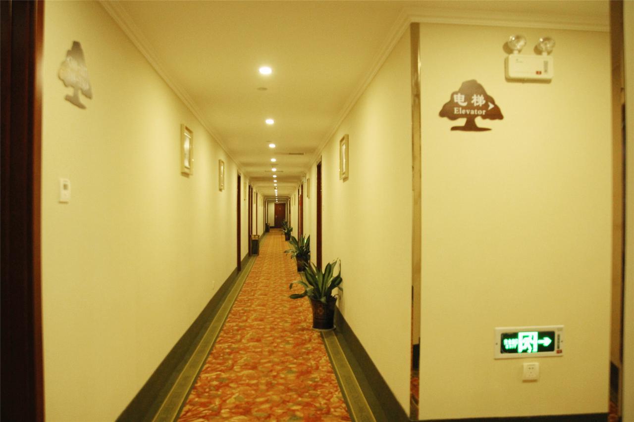 Greentree Inn Henan Kaifeng Gulou Square Express Hotel מראה חיצוני תמונה